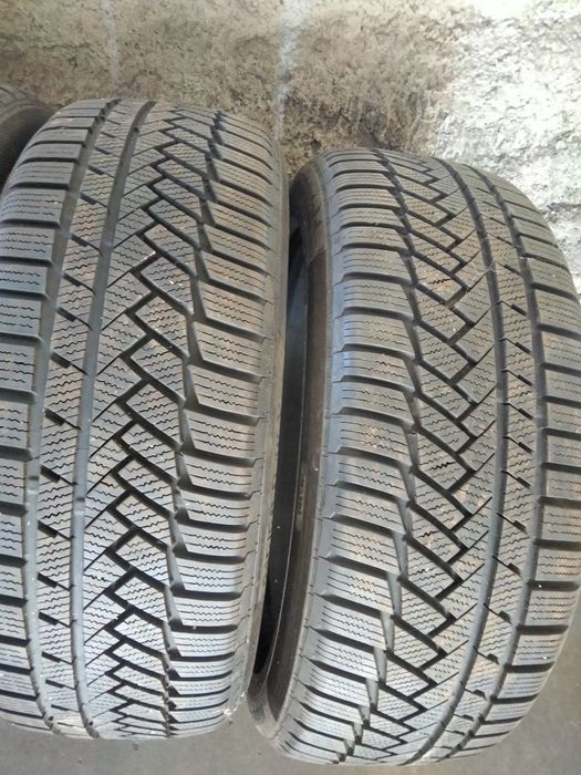 215 50R18 Continental
