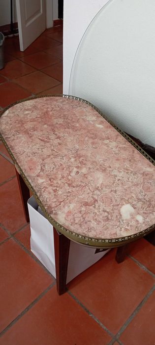 Mesa de sala em pedra mármore