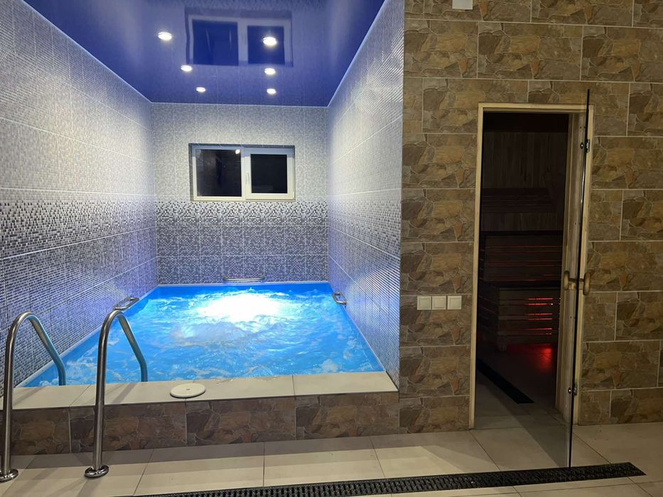 Подобова оренда коттеджа. Чан, сауна, басейн. Для святкувань. Житло!