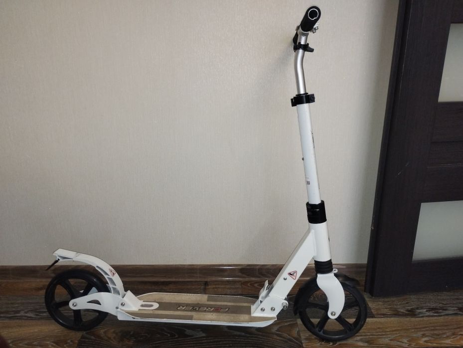 Самокат для дітей та підлітків Forever