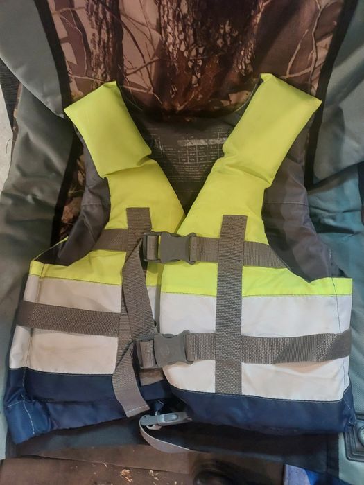 Детский страховочный жилет