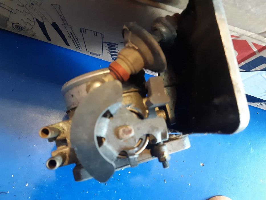 Przepustnica powietrza Vw Passat B4 Golf 526'021 061M 2.8 VR6