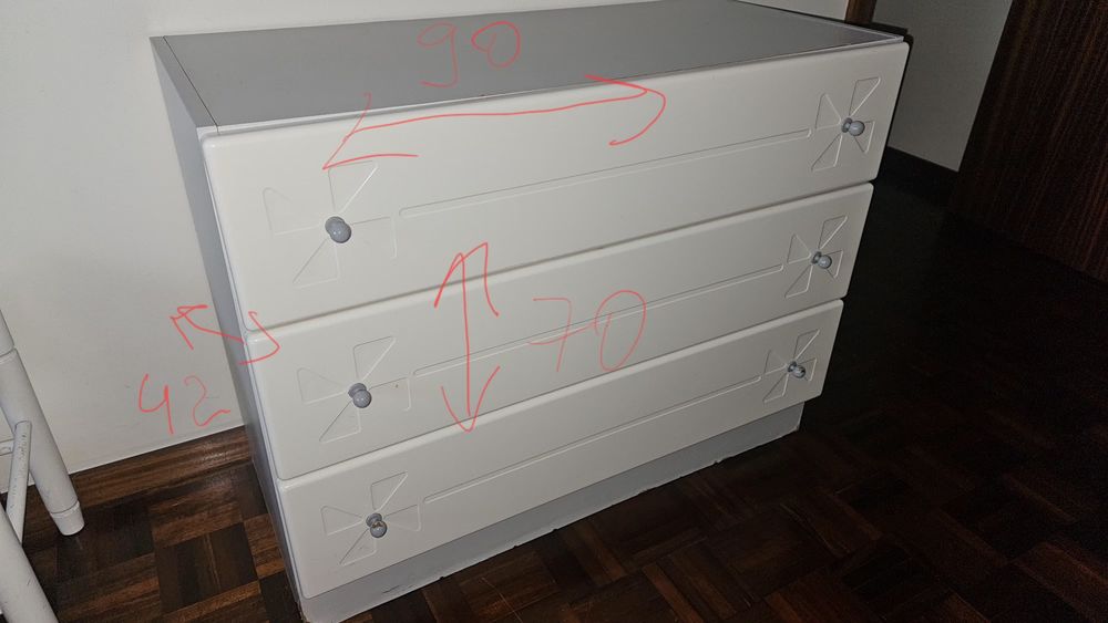 Conjunto 3 móveis brancos