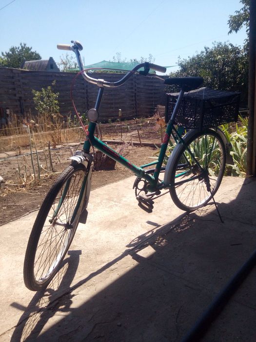 Велосипед Салют не бит, не рихтован, но крашен