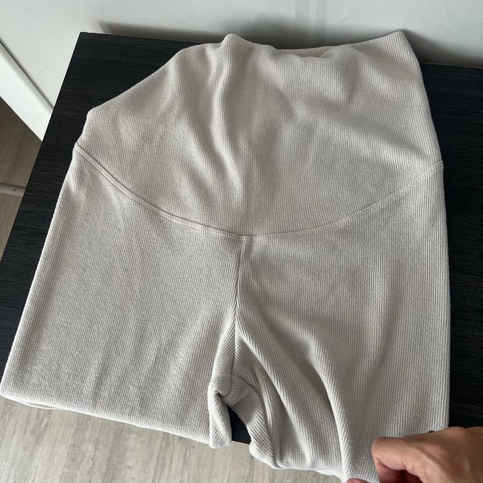 Нові легінси  для вагітних H&M