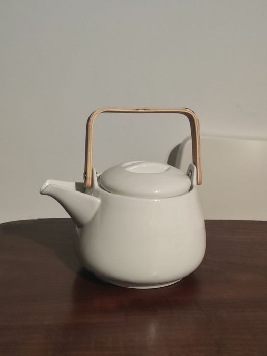 Bule cerâmica com acessórios