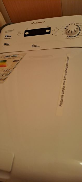 Sprzedam tanio pralkę automatyczną.