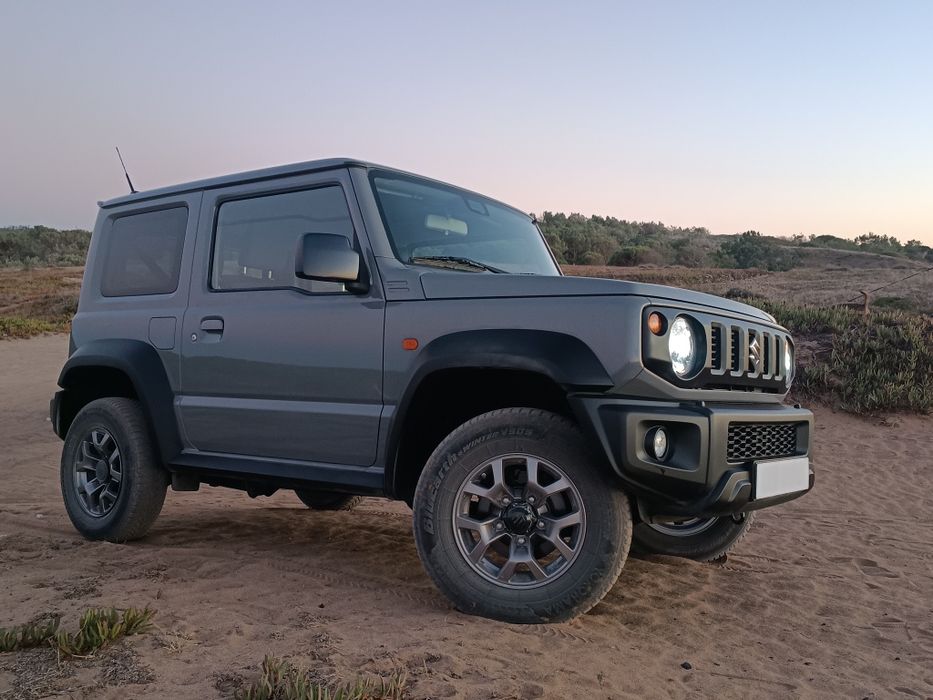 Suzuki Jimny 4 Lugares Full Extras com Histórico de Revisões