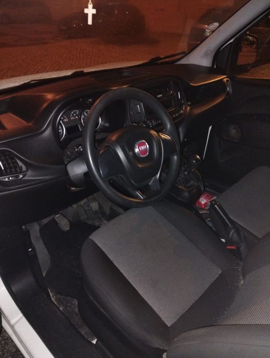 Carrinha fiat doblo