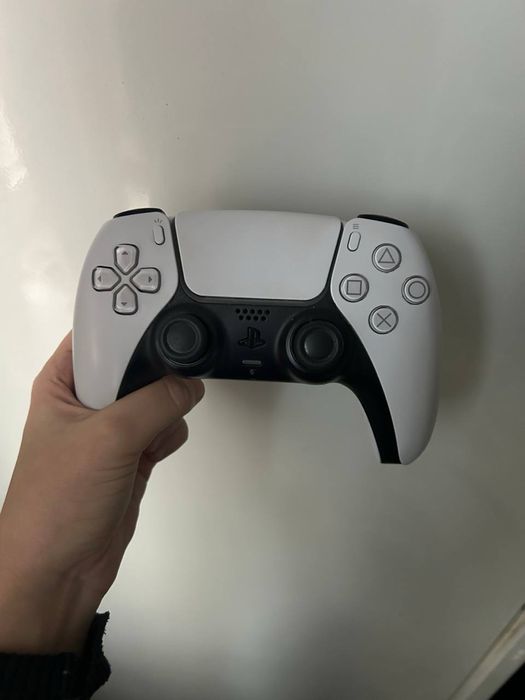 Sony DualSense White