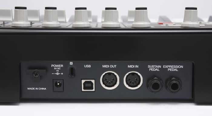 Akai MPK49 Pro