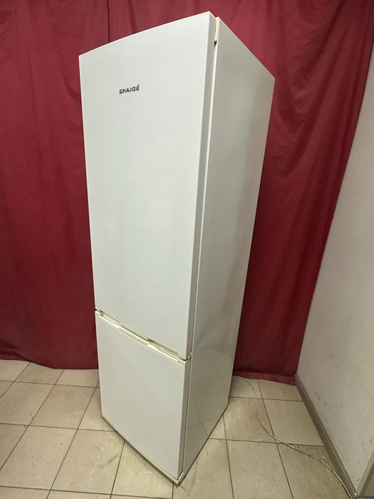 Холодильник Snaige 190/60/60