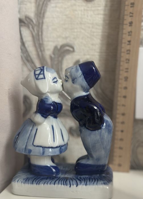 Статуэтки фарфоровые в идеальном состоянии