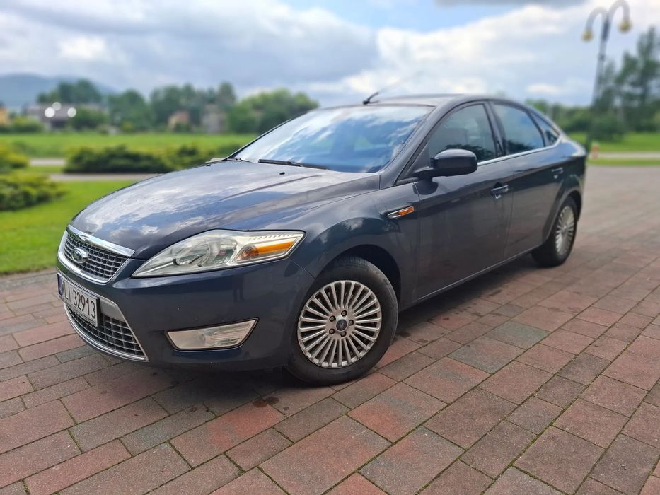 Ford Mondeo Super stan !!!