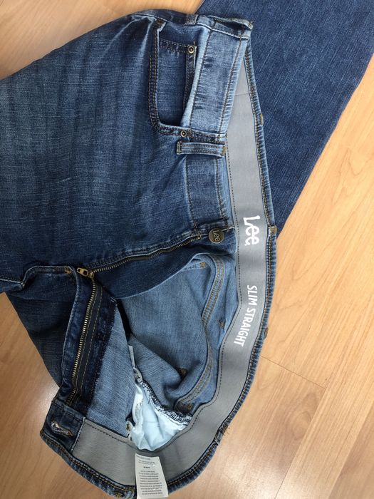 Джинсы Lee slim straight