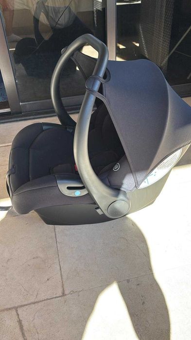 Carrinho de bebê Trio novo