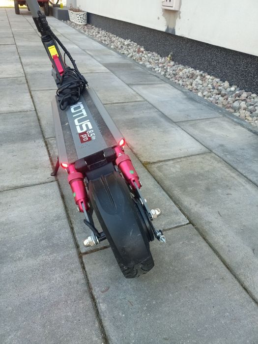 Hulajnoga elektryczna Motus 8,5 pro lite
