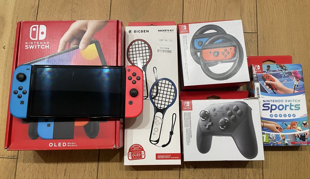 Nintendo Switch Oled + akcesoria