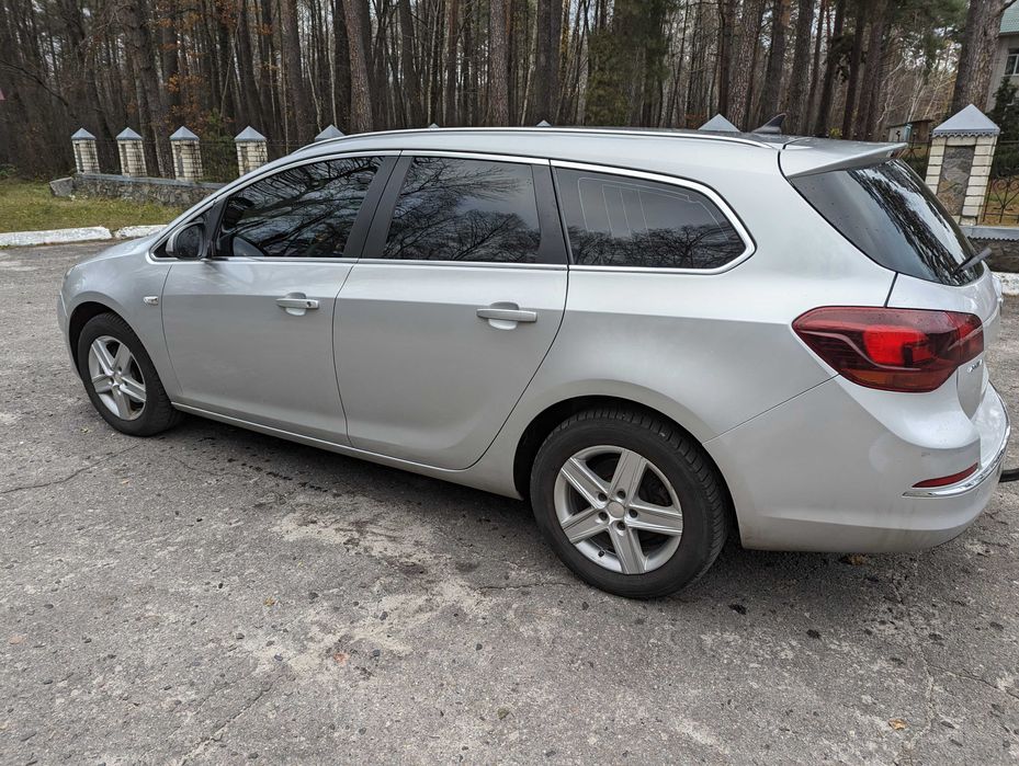 Opel Astra j 1.6 2015