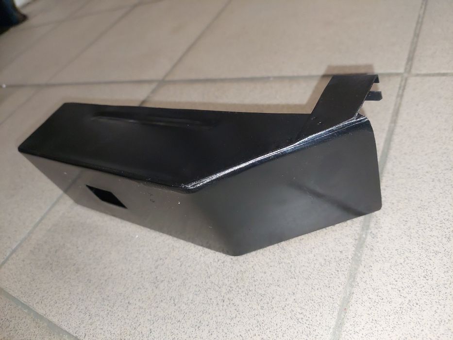 Schowek narzędziowy rama wsk125 175 garbuska lelek metalowy