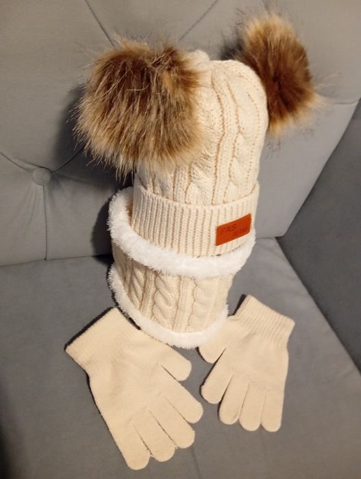 Komplet zimowy czapka komin rękawiczki ciepły
