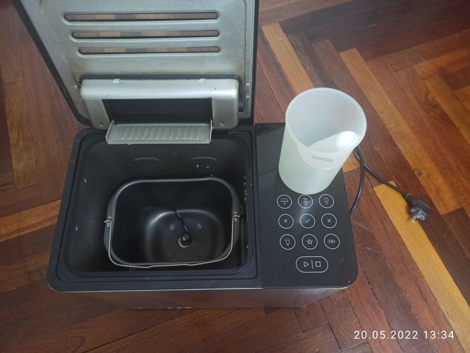 Хлебопечка Kenwood bm450