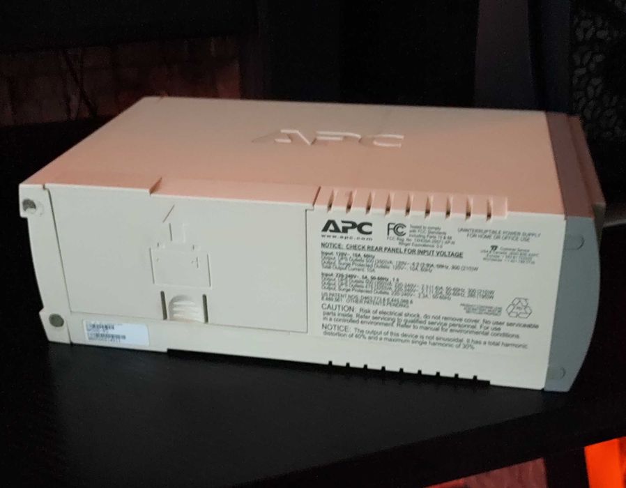 APC Back-UPS CS 500 без АКБ