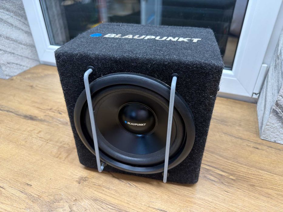 skrzynia basowa,subwoofer aktywny Blaupunkt EMB 800A