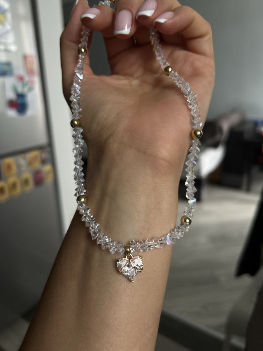 Чокери різні (дуже гарні, з переливом)