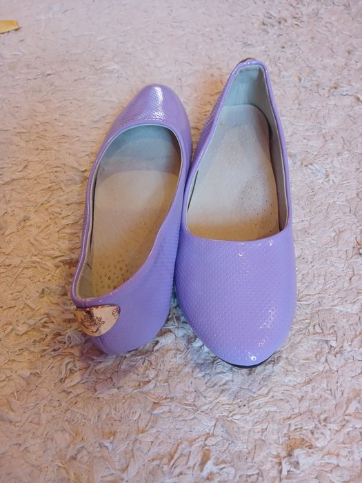 Туфлі для дівчинки