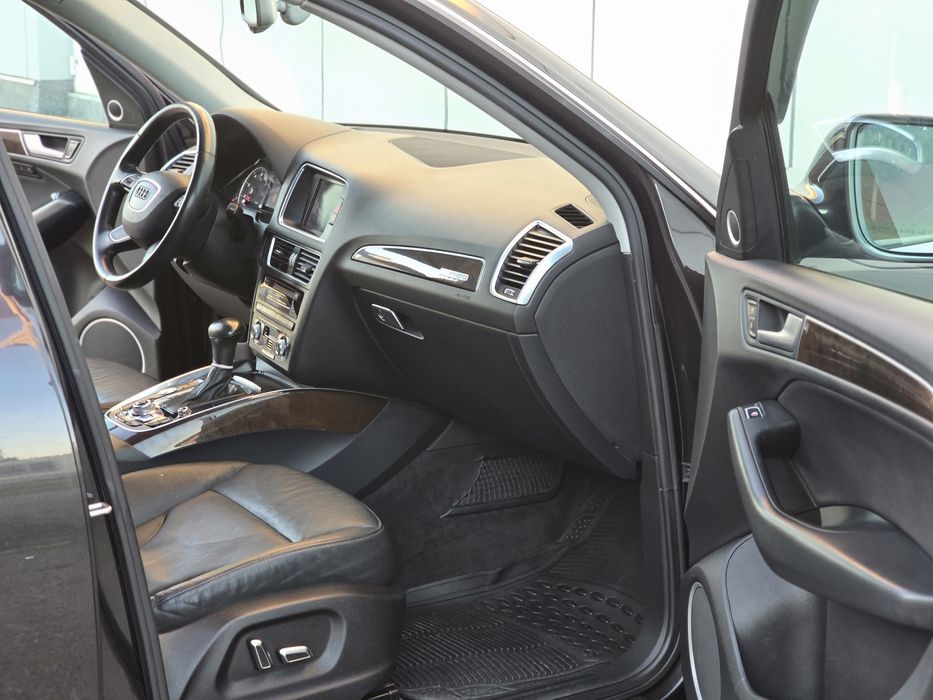 Продам свою Audi Q5 3.0 TFSI QUATTRO - 2014г