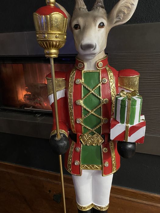 Duża figura świąteczna ozdobna Renifer