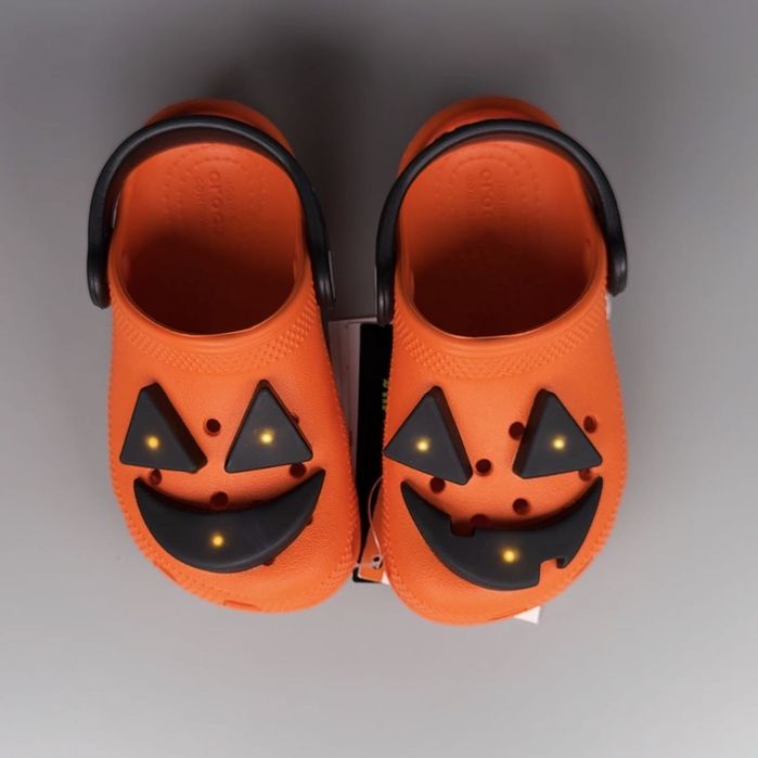 Сабо Сrocs Jack o lantern lights c8 24-25  клоги з мигалками