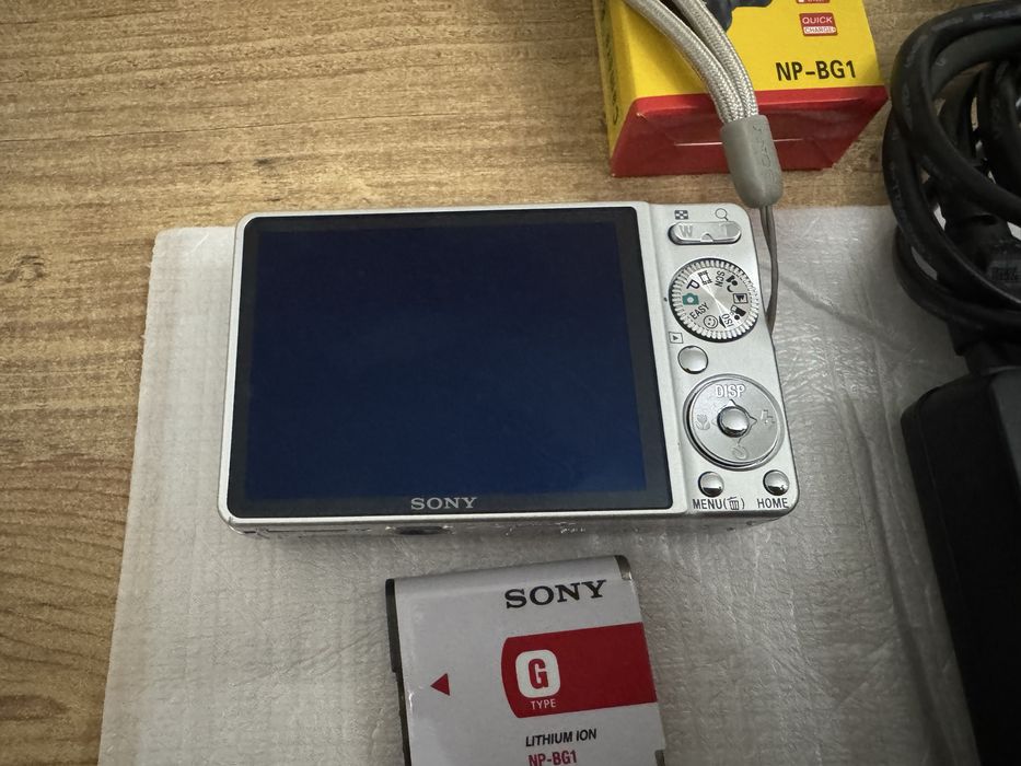 Máquina Fotográfica Sony DSC-W230