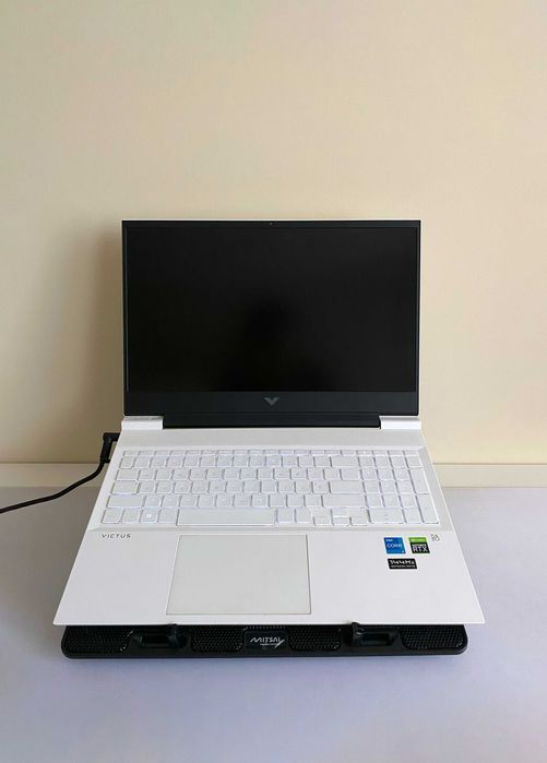 Gaming Victus by HP 16 c/ carregador e caixa original 2021