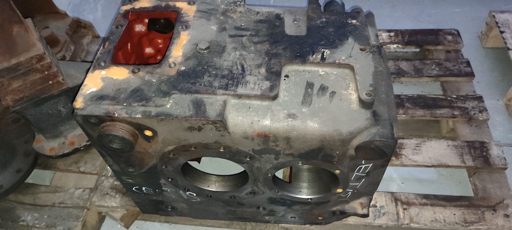 Korpus obudowa mostu tył celtis