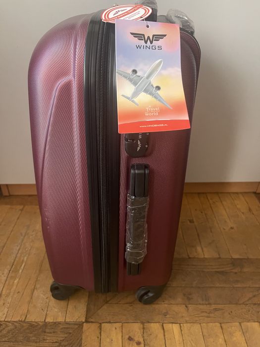 Чемодан    Wings