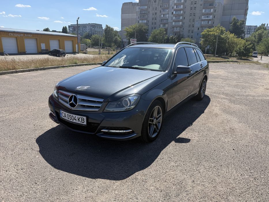 Mercedes-Benz C-Class 2013 VIN WDD2042021G227906 фото оголошення 2 з 8