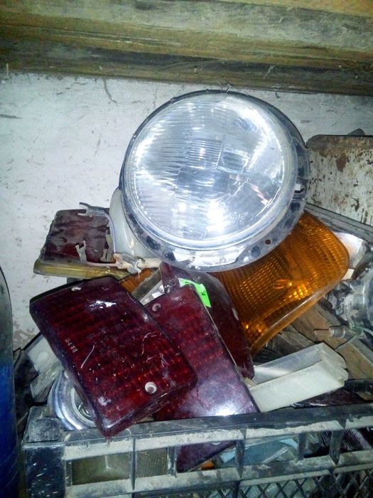 Продам лампофары от Субару фары и фонари плафончики