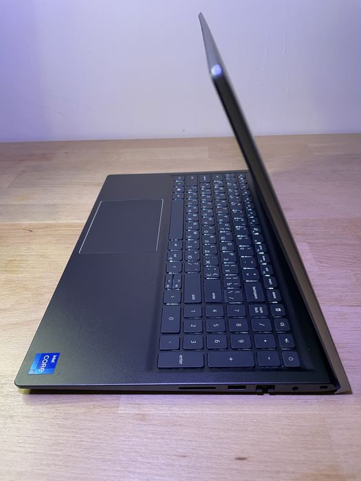 Dell Vostro 15 5510 i7-11390H 32gb/512gb