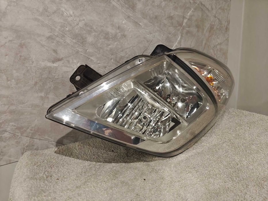Lampa Lewy Przód Nissan NV400 EUROPA