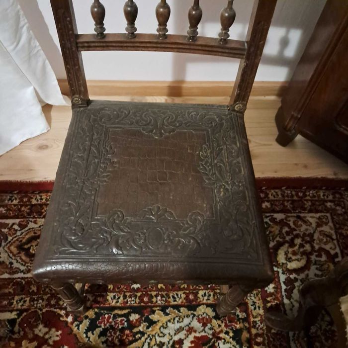 Krzesło historyczne oryginał