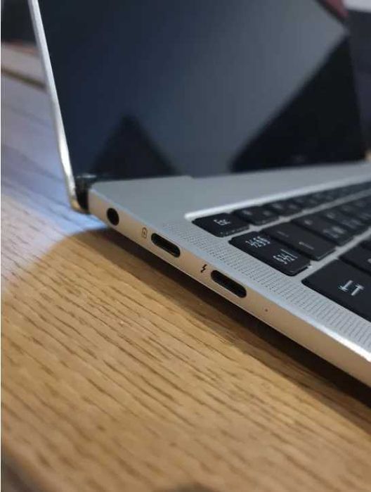 Huawei matebook x pro i7 16GB