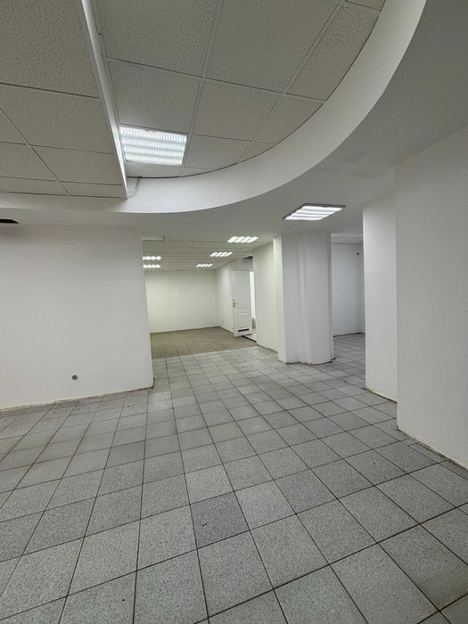 126,5 м2 пл. Старомостова, 1. Червона лінія. Власник. Світло 24/7