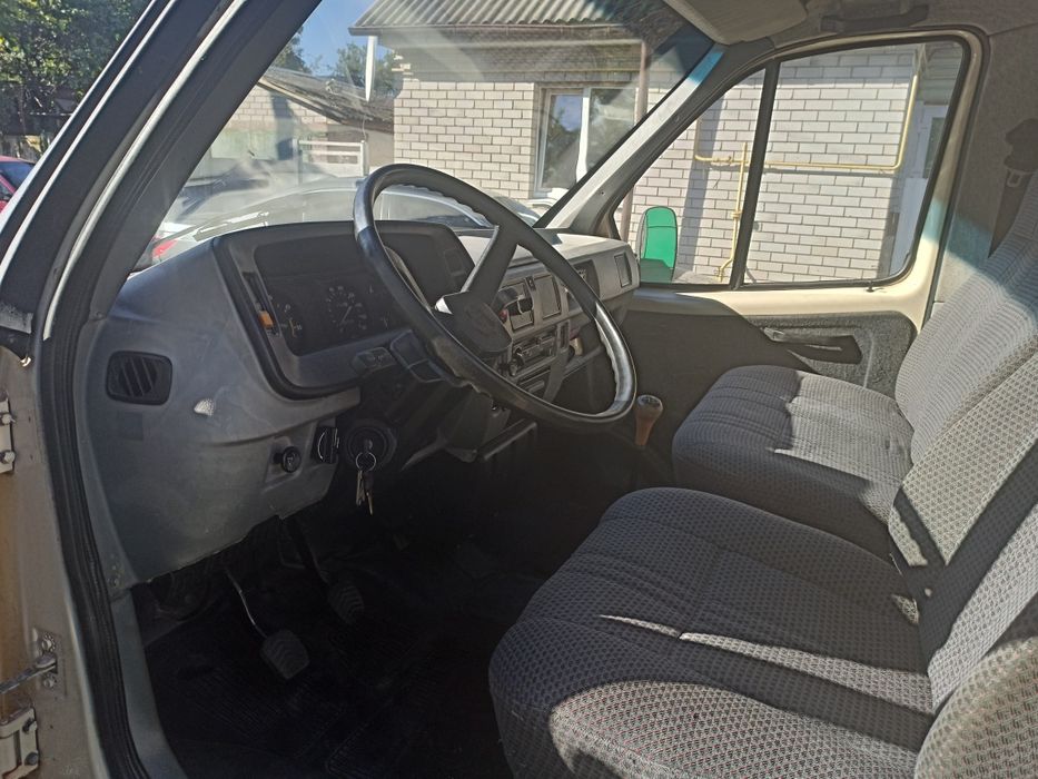 Продам газель 3302
