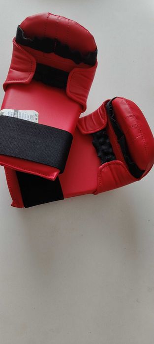Rękawice dla karate