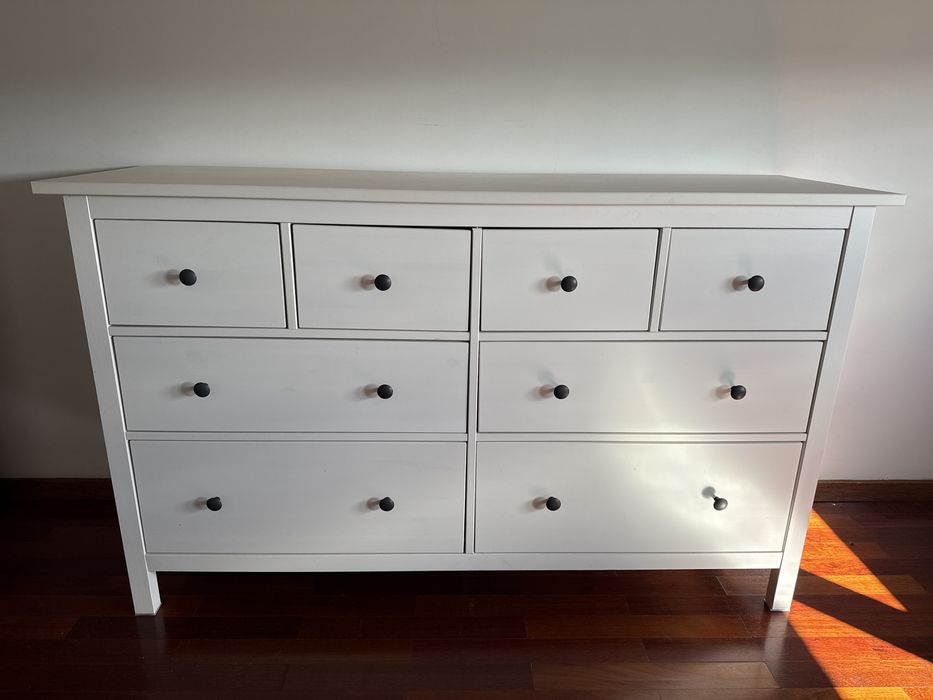 Comoda IKEA em bom estado