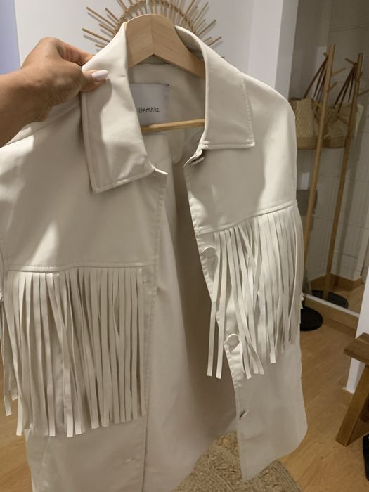 Casaco branco efeito pele