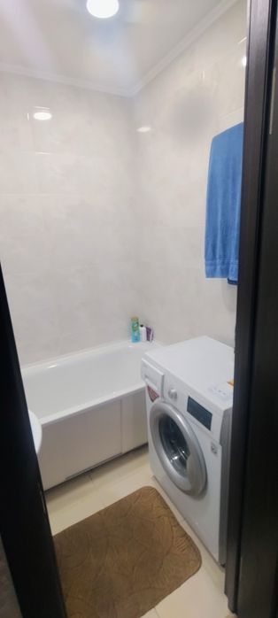 Власник 2х кімнатна на 95 кварталі