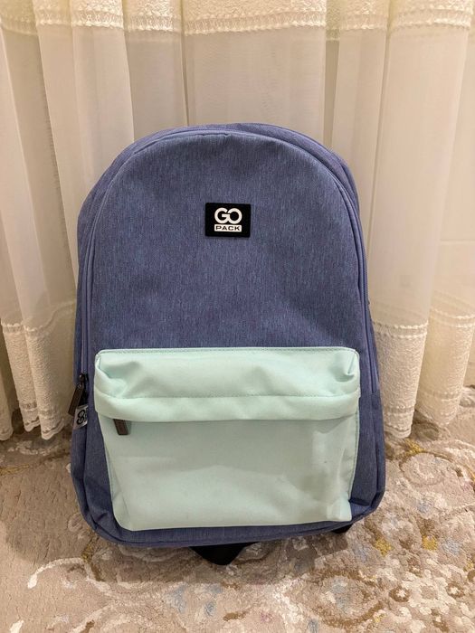 Рюкзак шкільний.